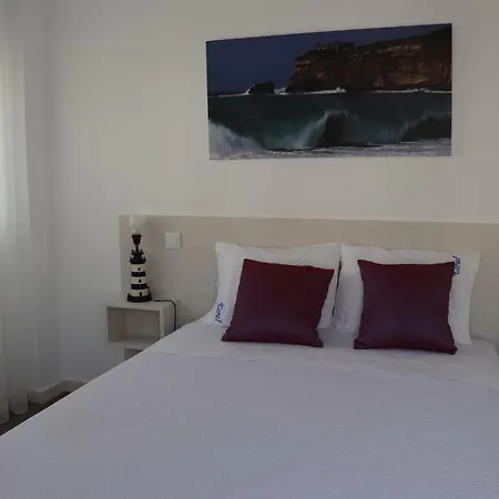 Coral House Nazaré