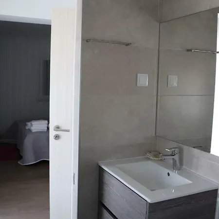Coral House Apartament *